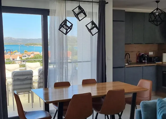 Bella Vista