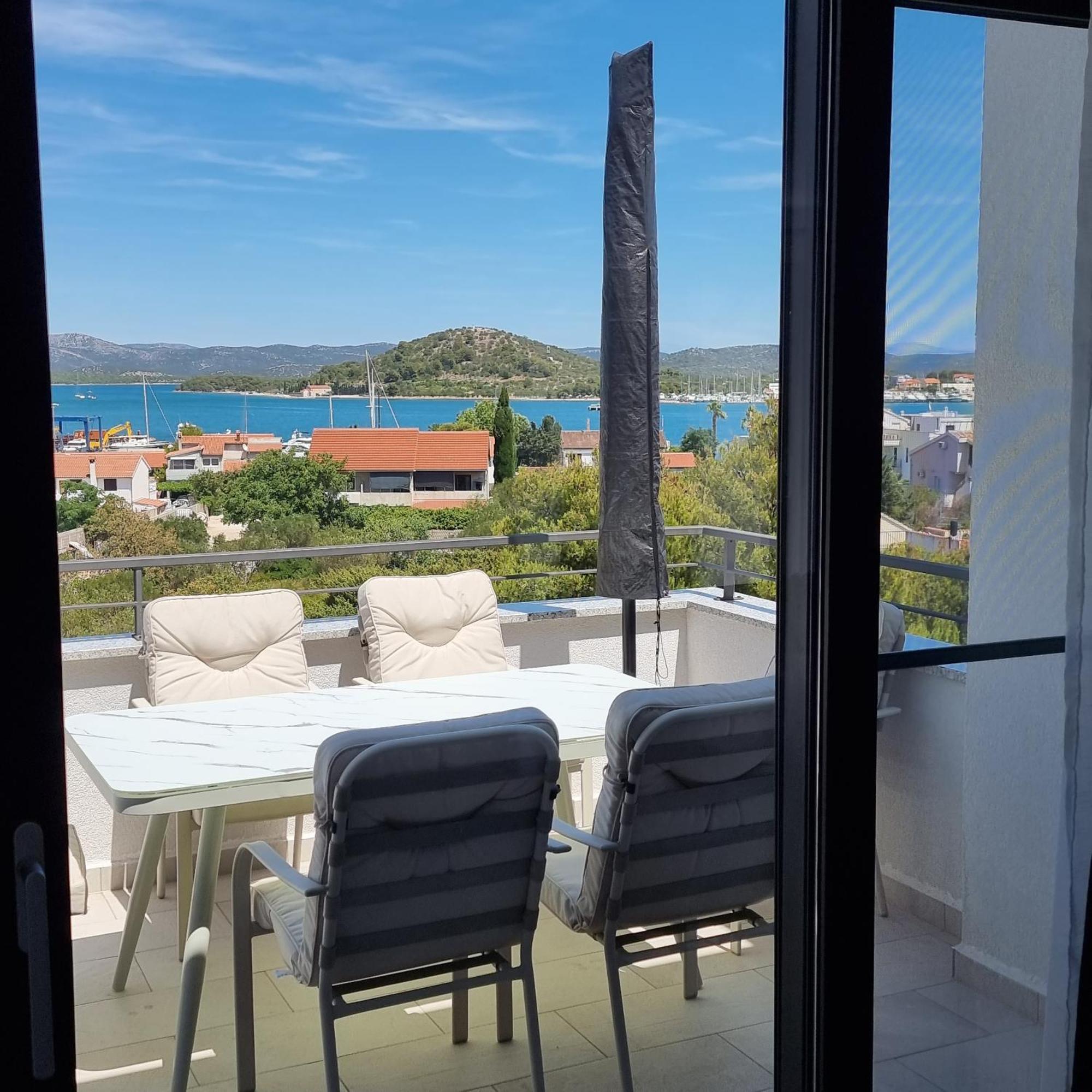 Bella Vista Apartment